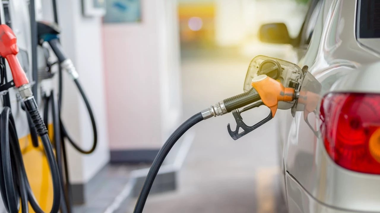 Petrobras anuncia redução da gasolina e aumento do diesel em novo reajuste