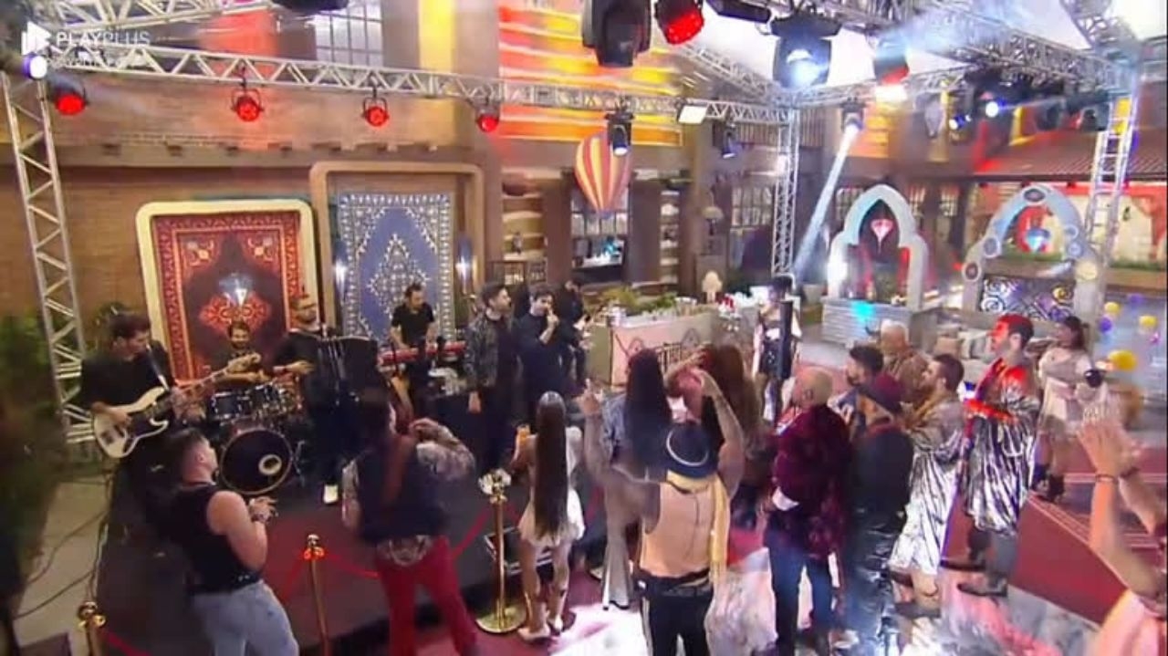 A Fazenda 15: Festa Capadócia teve reconciliação, beijo e choro