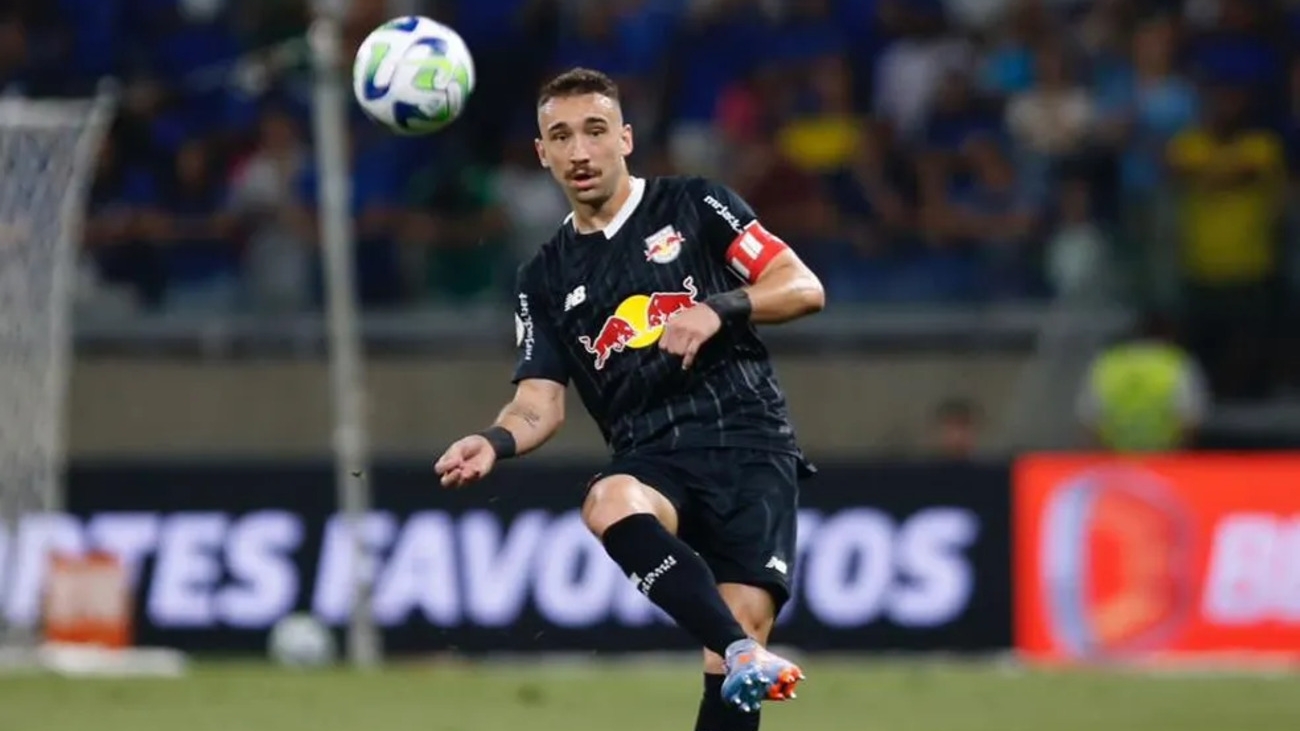 Léo Ortiz mantém calma e diz que time não pensa em chances de título no Brasileirão