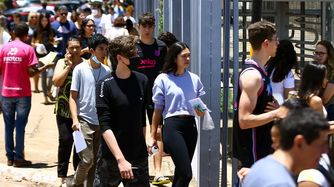 Enem anuncia a divulgação dos locais de prova e os horários para a realização do exame