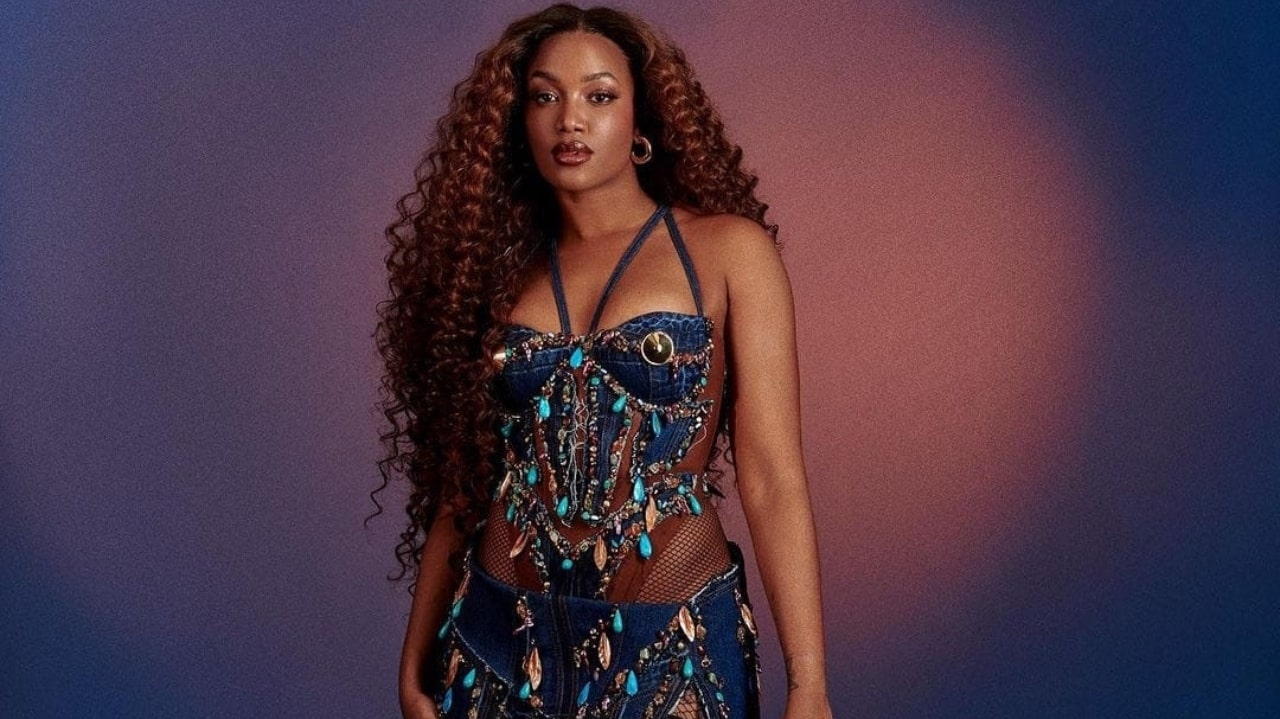 Iza recebe diagnóstico de pneumonia, confirma assessoria