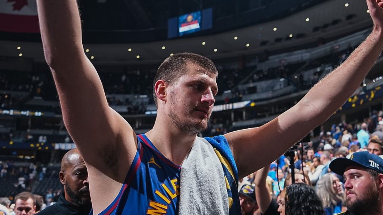 Denver Nuggets faz 119 a 107 e derrota o Los Angeles Lakers na abertura da NBA