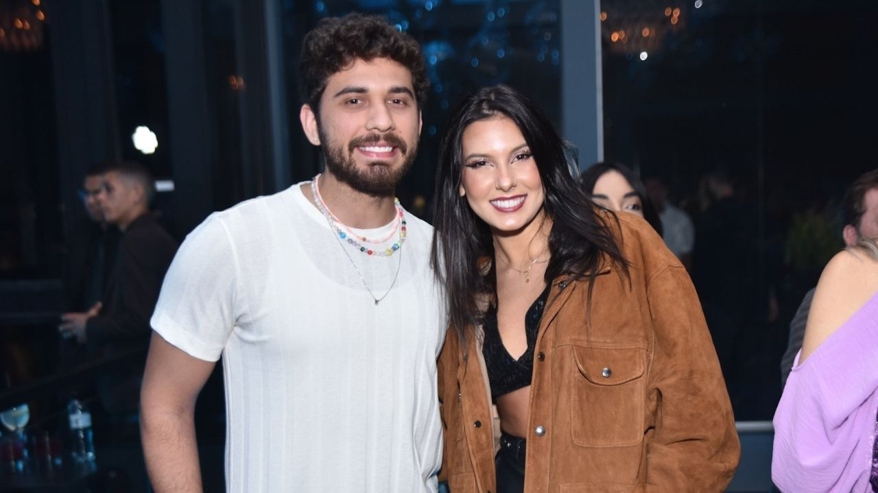 Ana Castela e Gustavo Mioto reatam o namoro