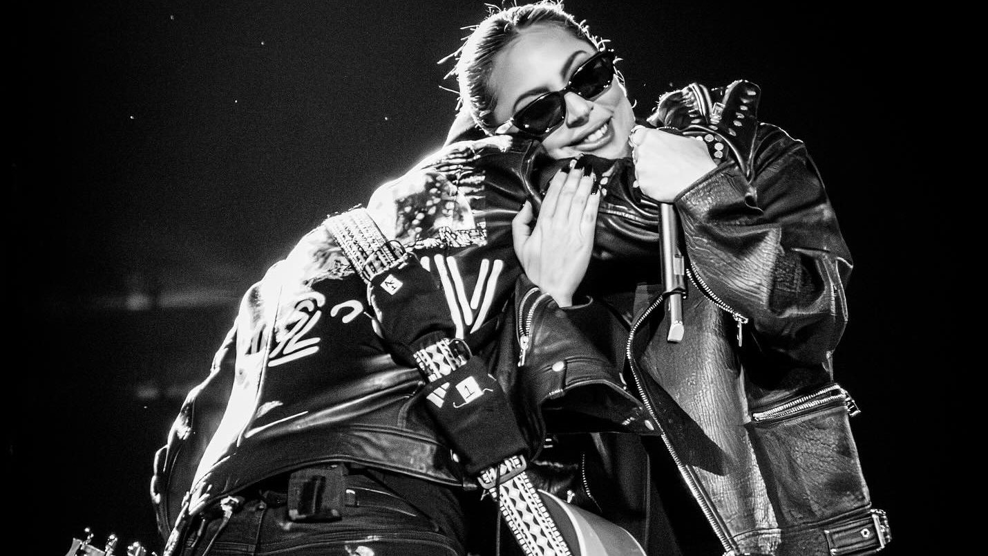 Lady Gaga se apresenta de surpresa com U2 em Las Vegas