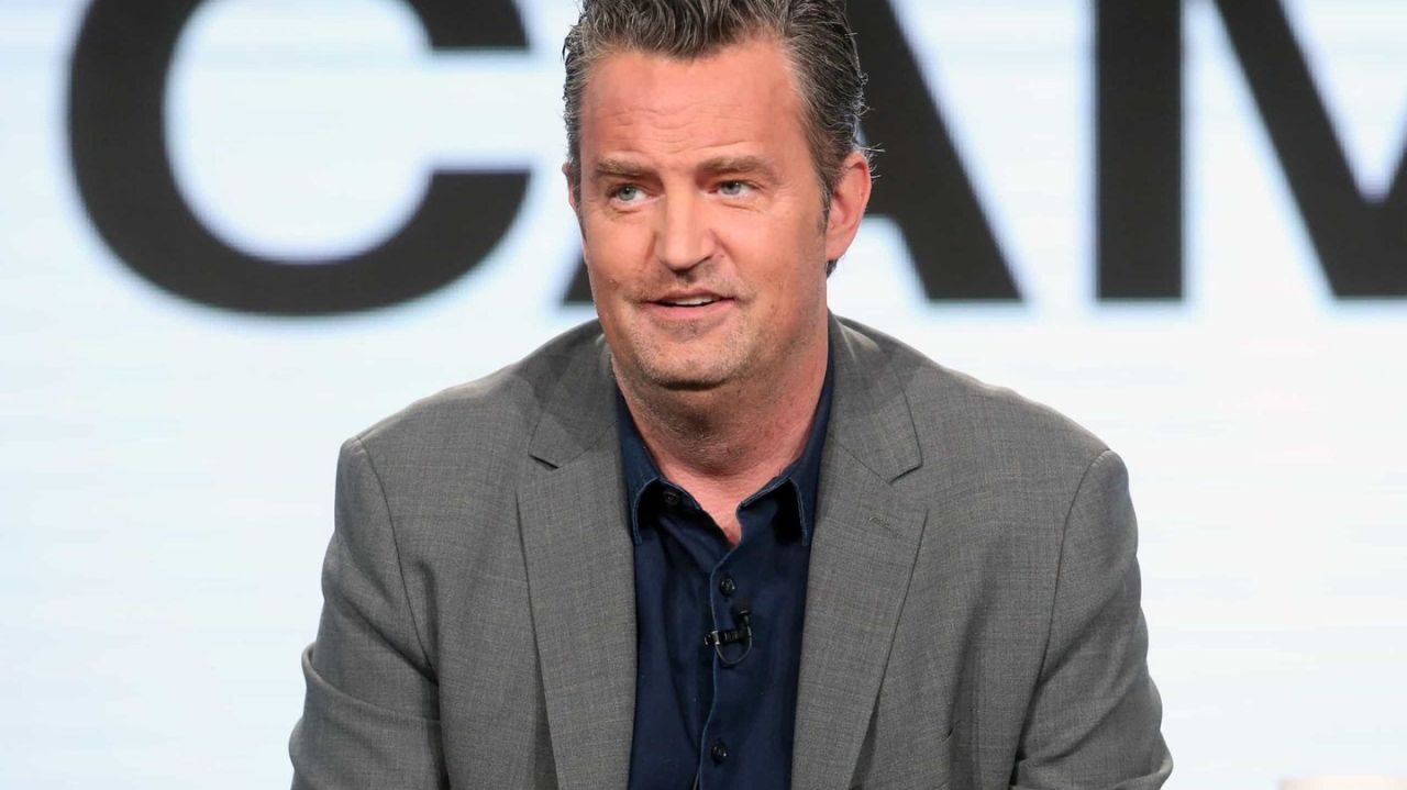 Matthew Perry: biografia revela desafios e triunfos em “Friends” e na vida pessoal