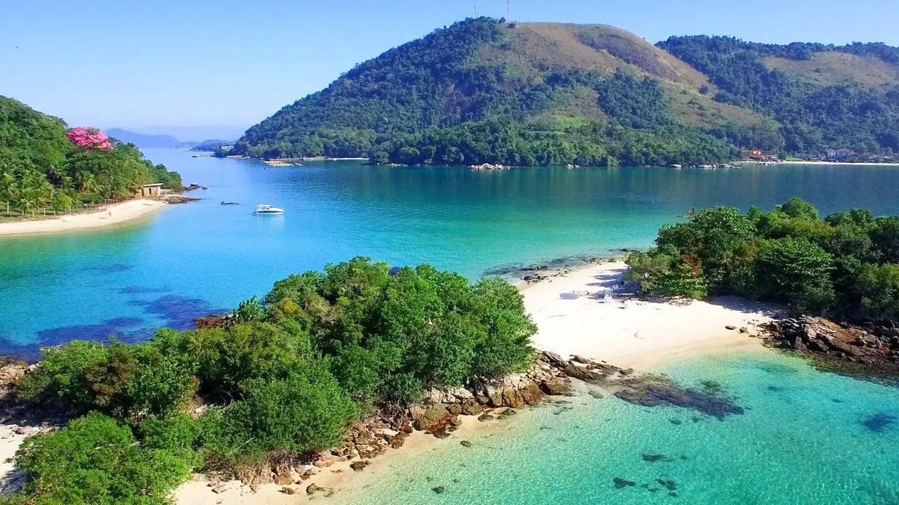 Saiba quais são as praias aptas e impróprias para banho em Angra