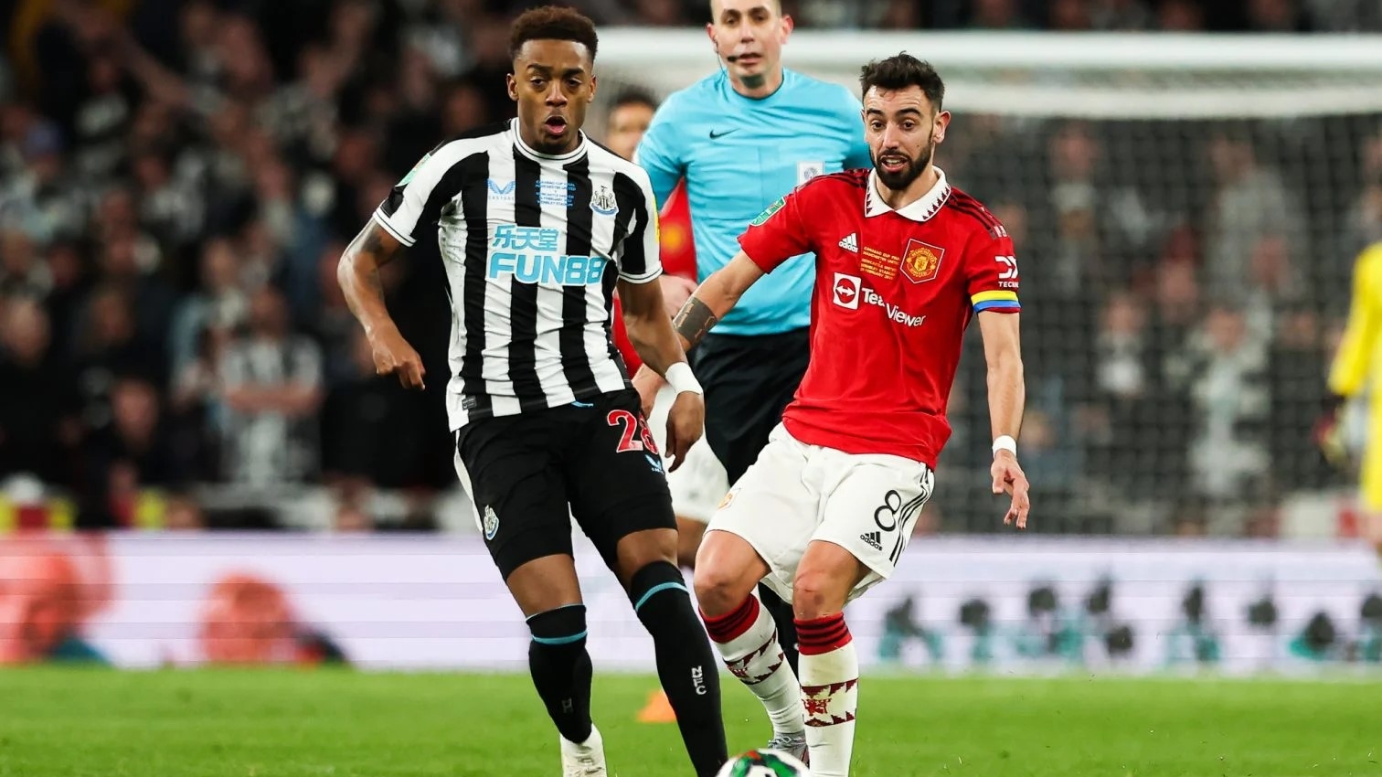Manchester United e Newcastle se enfrentam pela Copa da Liga Inglesa