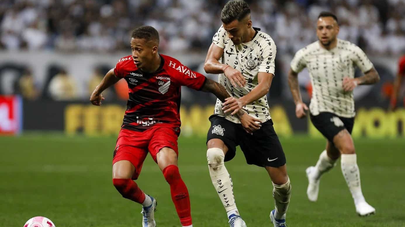 Corinthians x Athletico-PR: saiba onde assistir, horário e possível escalação