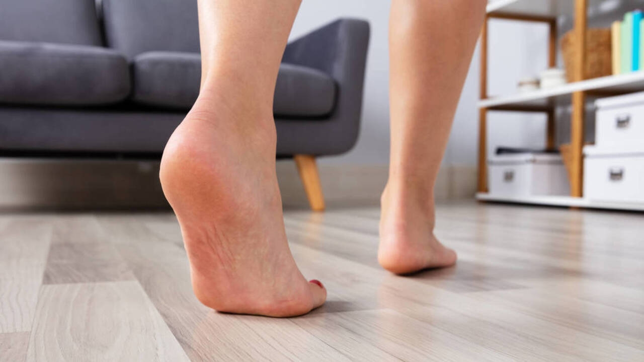 Dicas para fugir dos calcanhares ressacados e manter os pés sempre hidratados