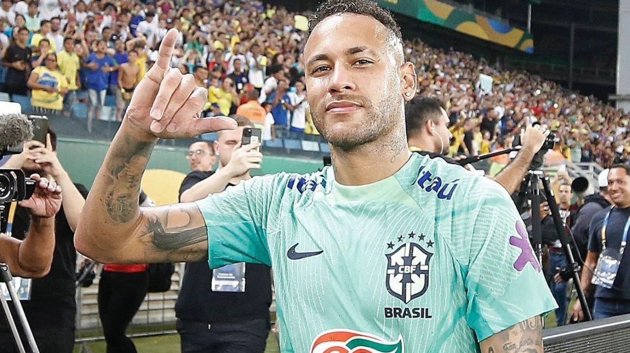 Neymar Jr. sofre lesão grave no joelho e passa por cirurgia