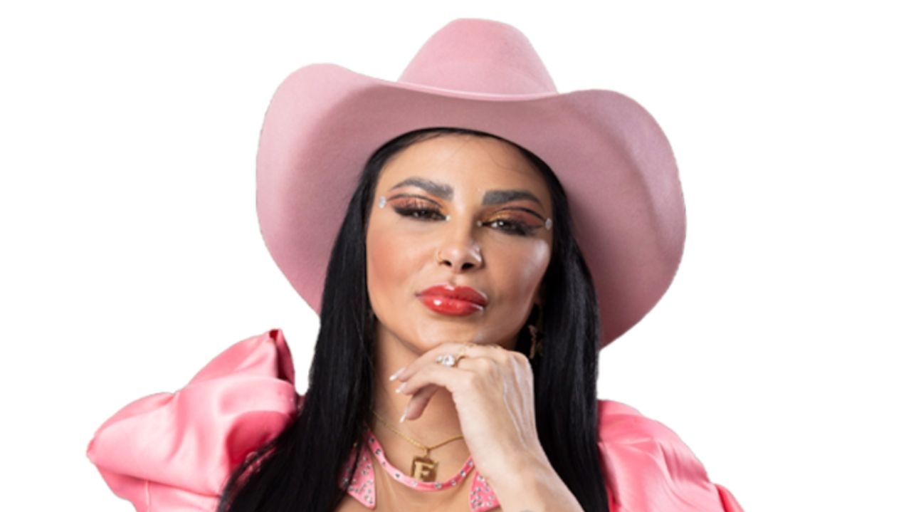 Relembre a trajetória de Jenny Miranda, 5ª eliminada de “A Fazenda”