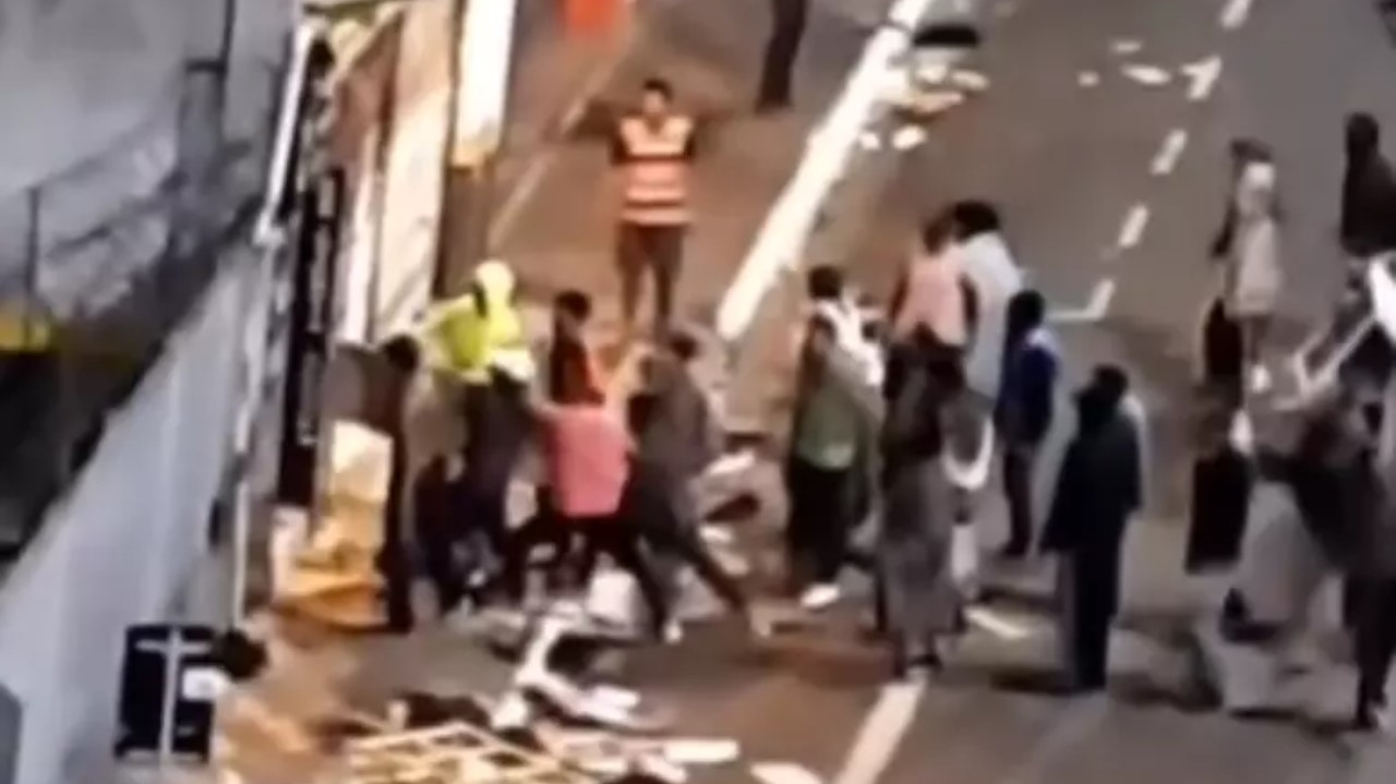 Loja de eletrônicos é invadida e saqueada por usuários de drogas da Cracolândia