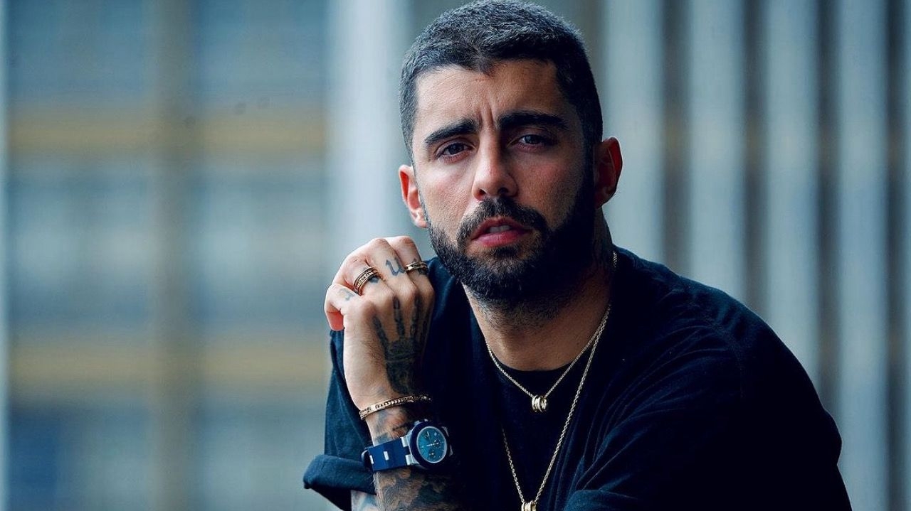 Pedro Scooby aproveita GP de São Paulo sem Cintia Dicker