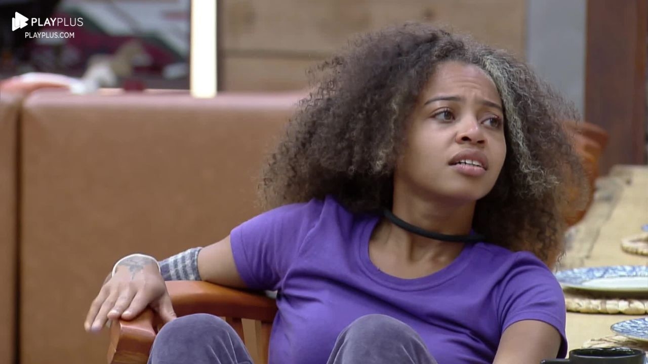 A Fazenda 15: Lily Nobre causa nova punição e debocha da situação