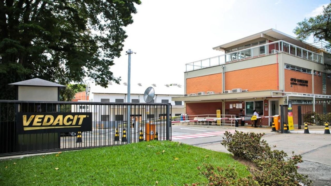 Vedacit investe em iluminação LED para retrofit da Fábrica de Salvador