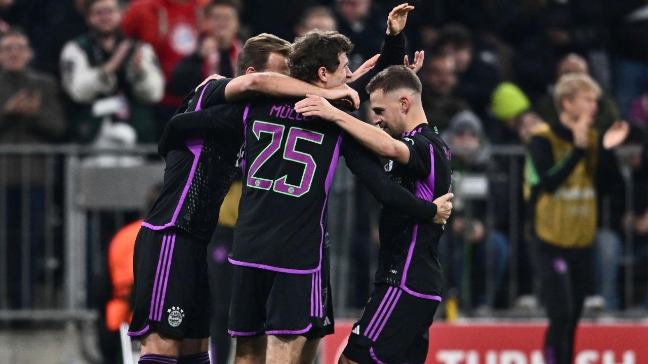 Kane brilha mais uma vez e Bayern se classifica para os mata-matas da Champions