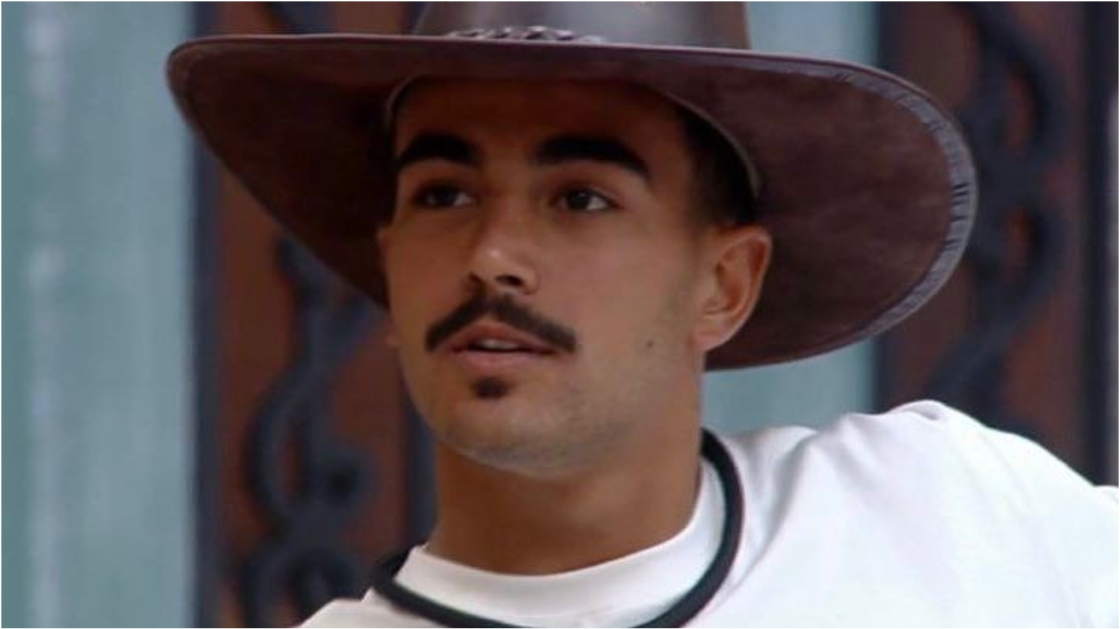 A Fazenda 15: Yuri delega as tarefas e causa desconforto em competidores 