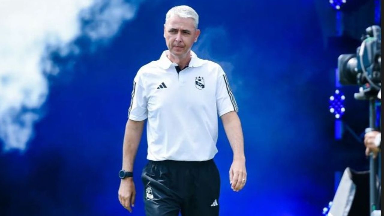 Tiago Nunes na área: Botafogo negocia para ter novo comandante em substituição a Lúcio Flávio