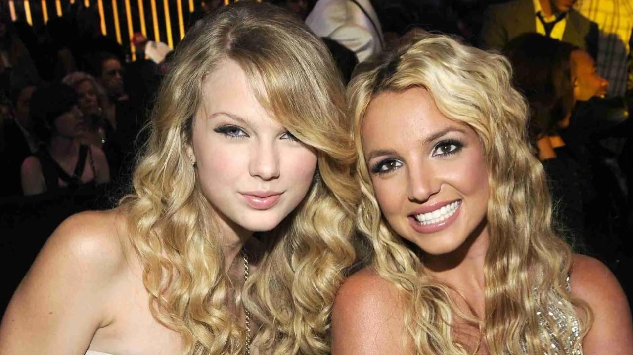 Britney Spears resgata cliques antigos ao lado de Taylor Swift