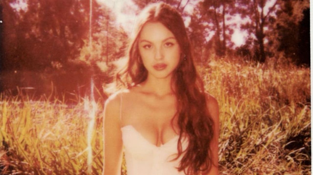 Olivia Rodrigo lança clipe oficial de “Can”t Catch Me Now”, da trilha sonora do novo “Jogos Vorazes”