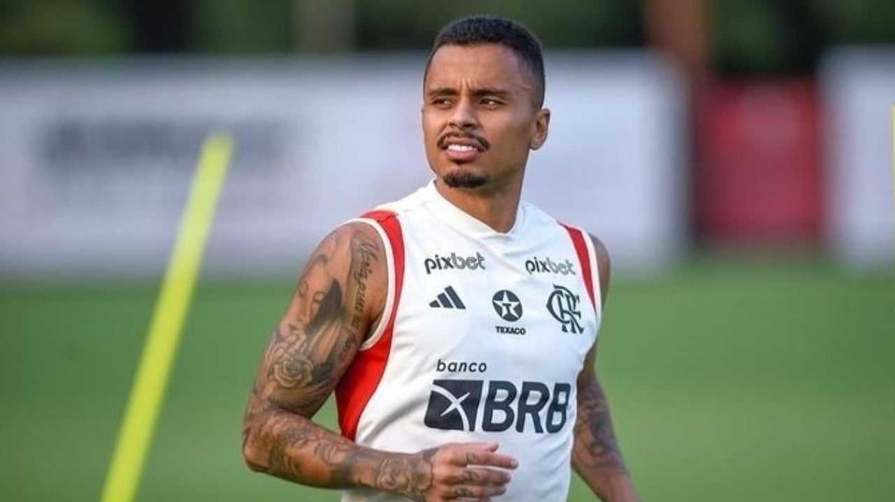 Allan está recuperado e deve ser opção de Tite em jogo contra o Bragantino