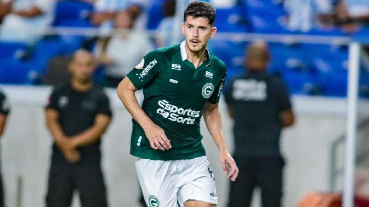 Hugo negocia com o Corinthians para 2024