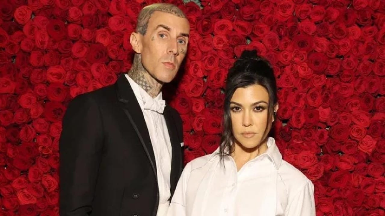 Kourtney Kardashian comemora aniversário do marido com jantar vegano