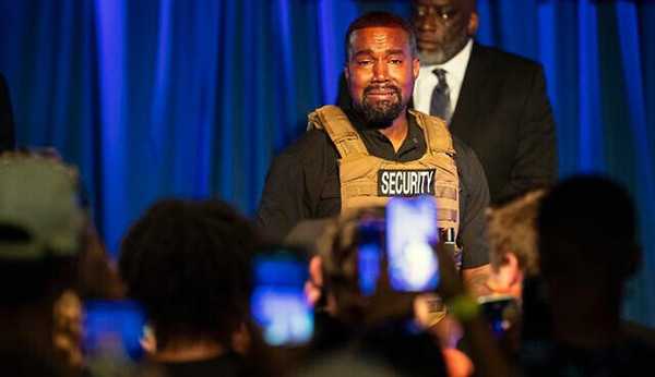 Kanye West chora ao ouvir música para Kim Kardashian