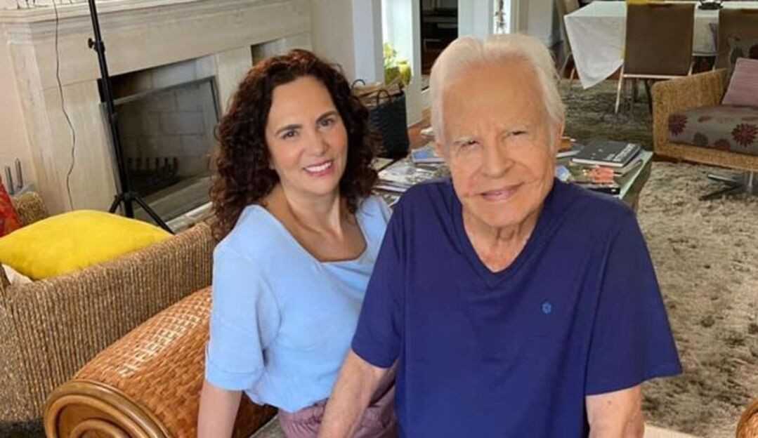 Cid Moreira é mantido refém por esposa, afirmam filhos do apresentador