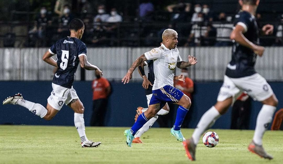 Cruzeiro perde mais uma e comando pode mudar