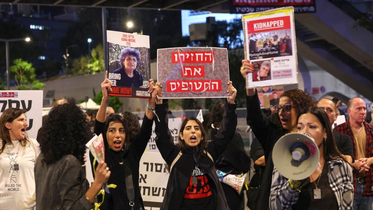 Israel aprova a libertação de 300 prisioneiros palestinos em troca de 100 reféns