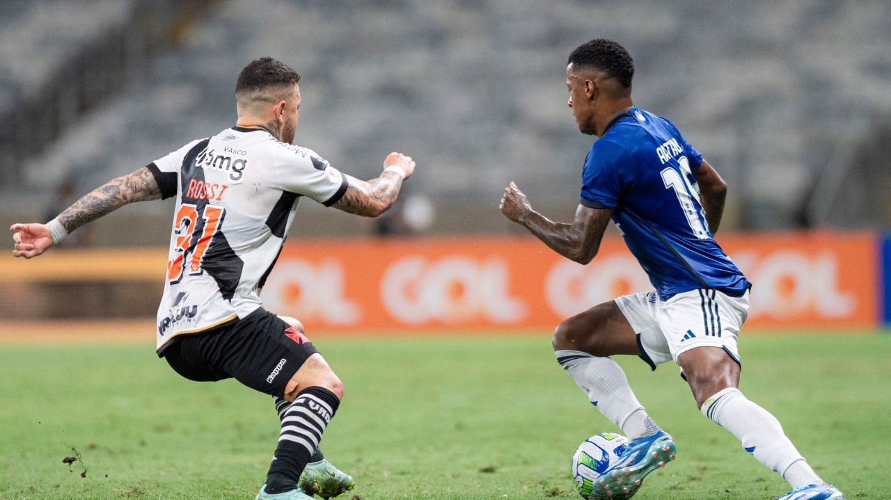 Cruzeiro e Vasco empatam em jogo atrasado da 33ª rodada