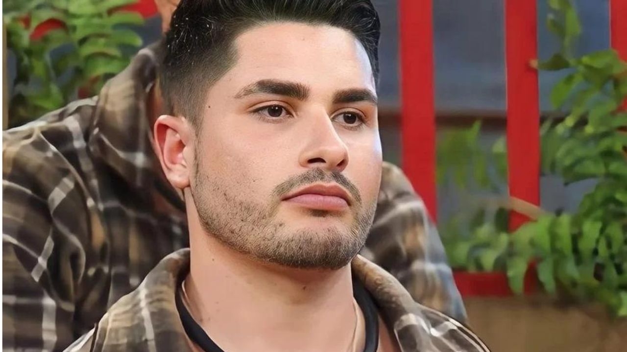 A Fazenda 15: equipe de Lucas Souza emite nota sobre desistência do peão