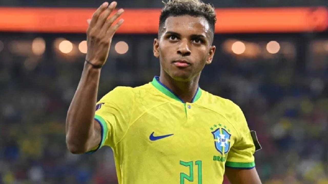 Rodrygo Goes denuncia injúrias raciais na internet