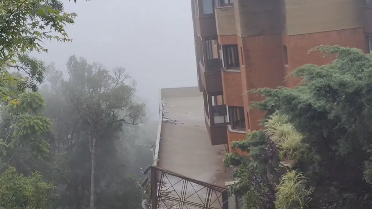 Chuvas abundantes causam rachaduras no chão de Gramado