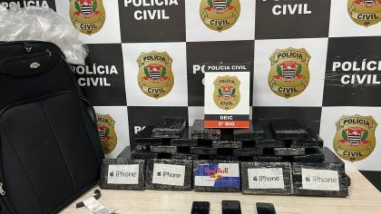 Trio é preso em Guarulhos ao tentar enviar drogas para o exterior durante troca de bagagens