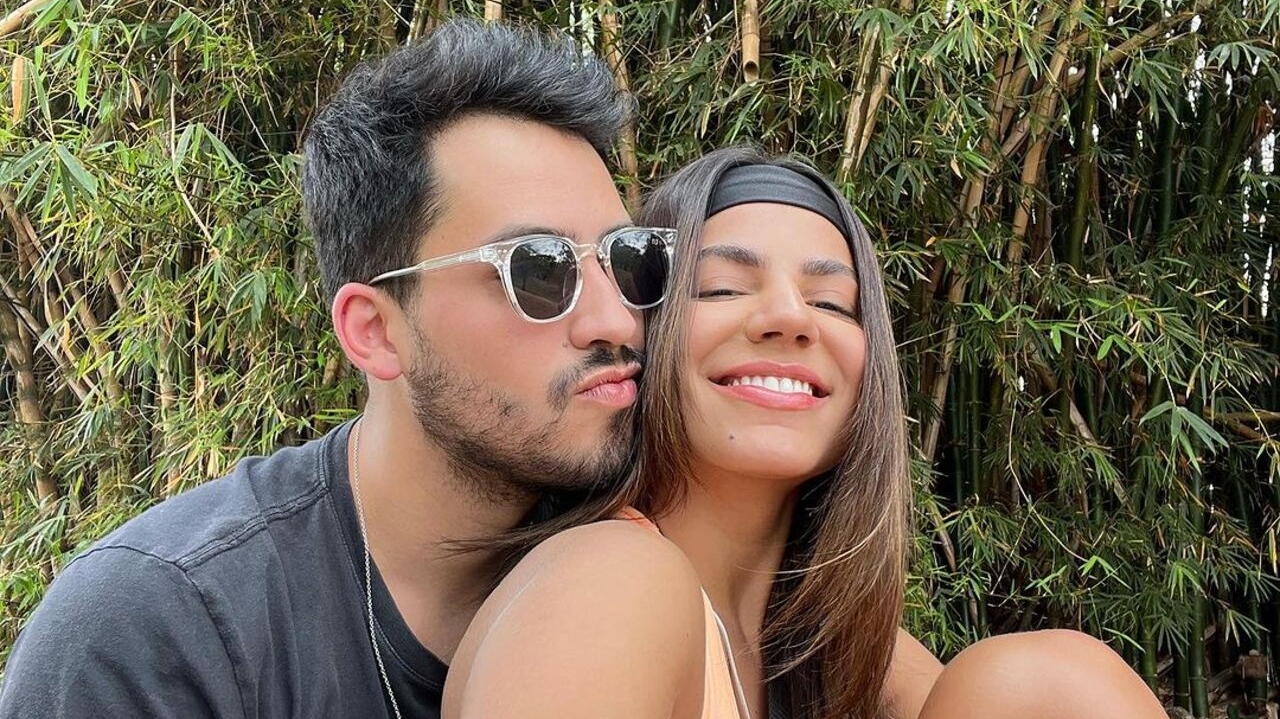 Hariany Almeida esclarece boatos sobre o fim do relacionamento com Matheus Vargas