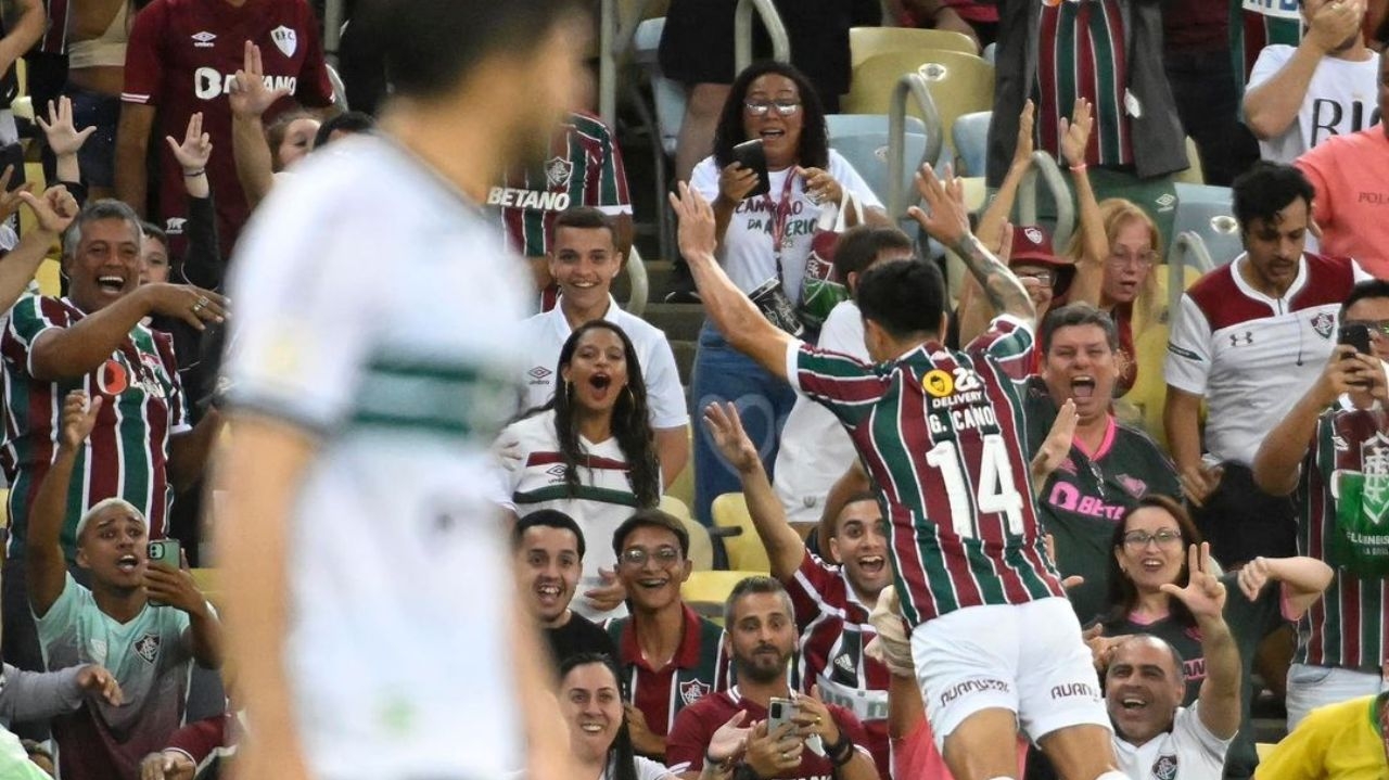 Coritiba perde para o Fluminense e está rebaixado para a Série B
