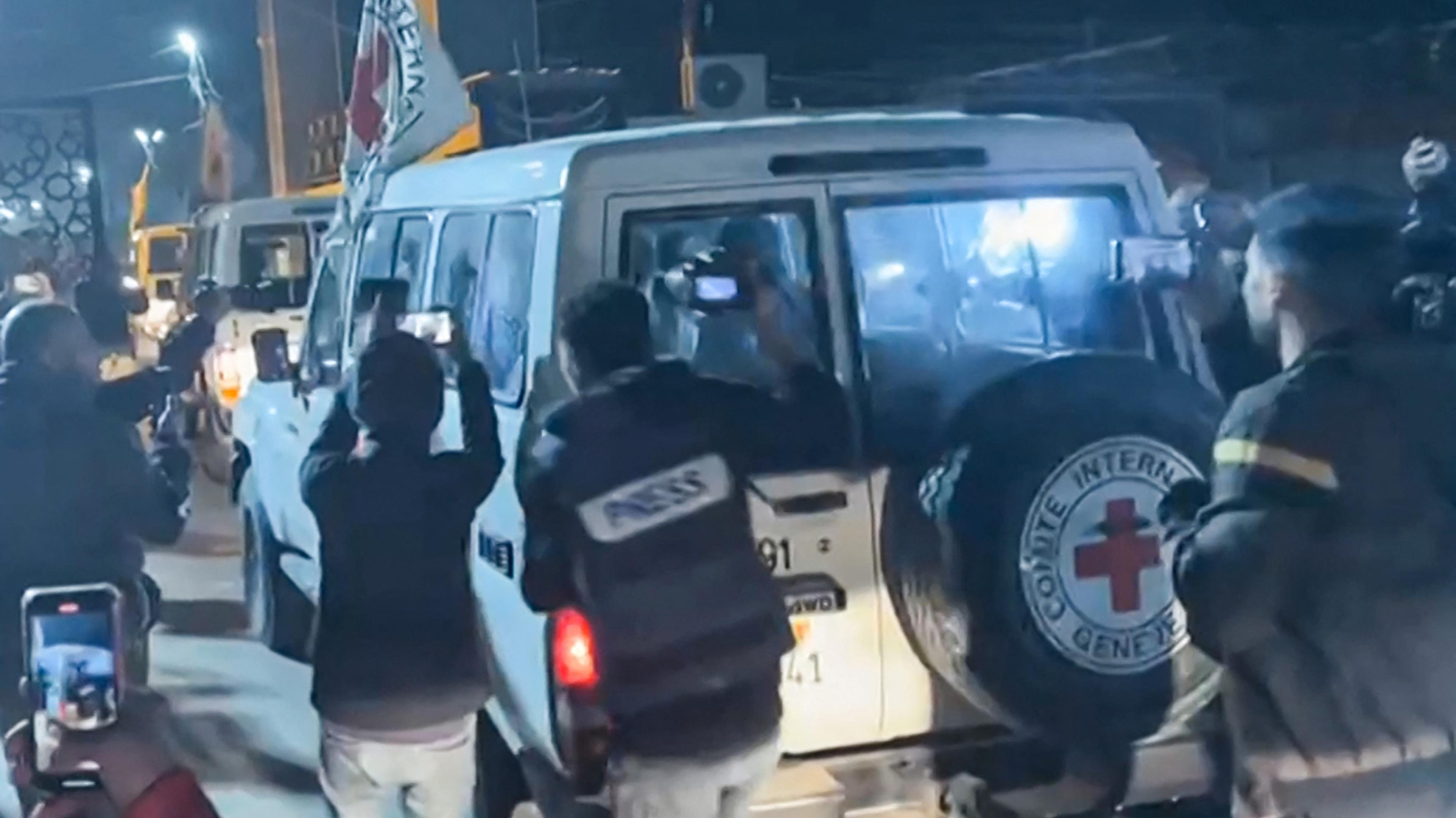 Cruz Vermelha ainda aguarda acesso a reféns em Gaza