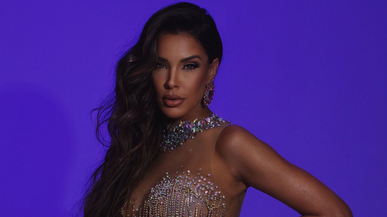 Ivy Moraes estreia como musa no carnaval paulista na Barroca Zona Sul