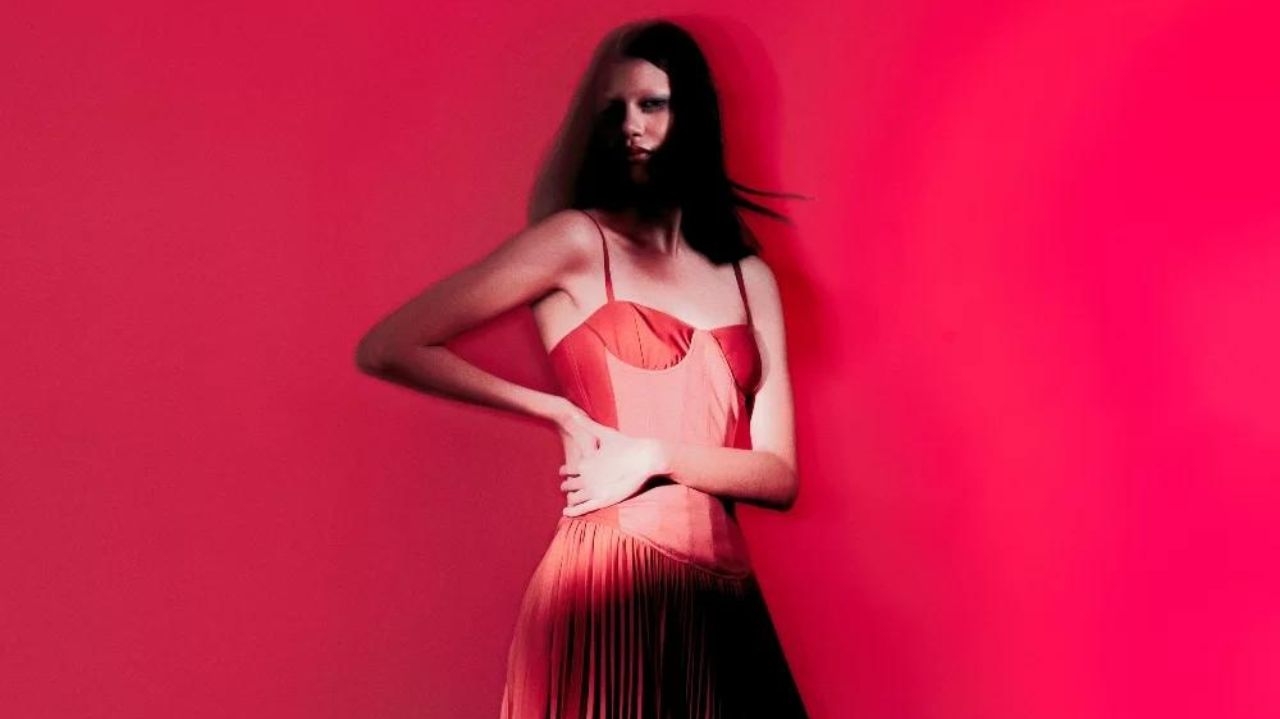 Moda Tech realiza primeiro desfile tecnológico do Brasil