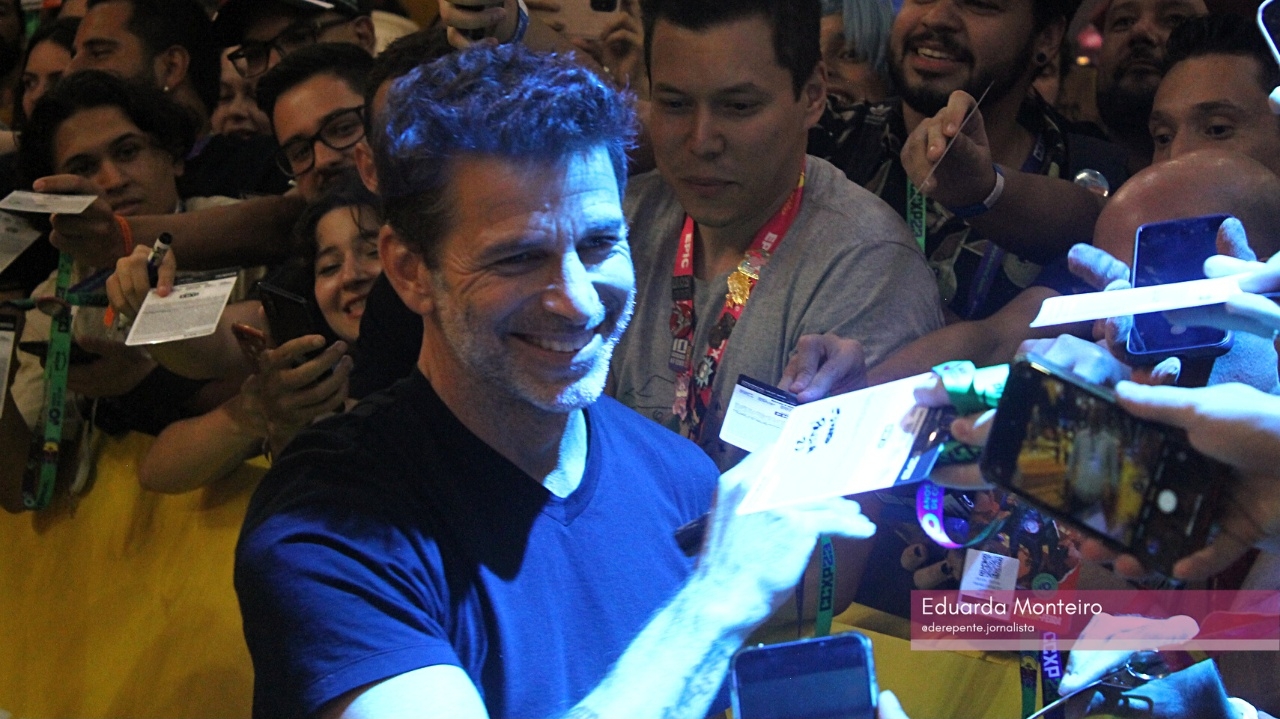 [CCXP23] Zack Snyder e elenco de “Rebel Moon” realizam a primeira exibição do longa