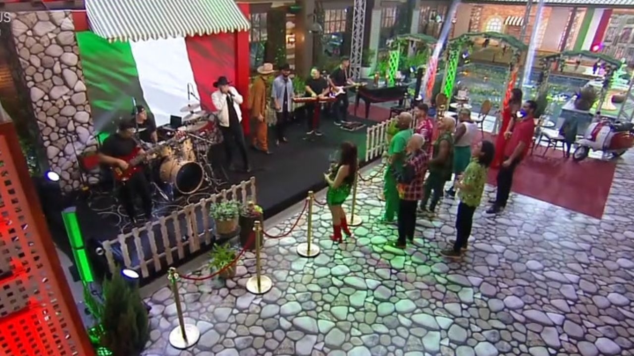 A Fazenda 15: peões entram no clima sertanejo na festa Itália com show de Léo e Raphael, e Luan Pereira