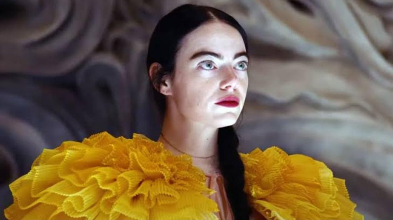 Novo filme de Yorgos Lanthimos com Emma Stone ganha título