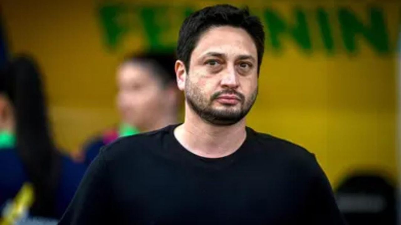 Após derrota, Arthur Elias se pronuncia sobre evolução da Seleção Brasileira