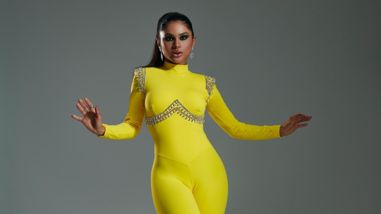 Mileide Mihaile arrasa como Rainha de Bateria em evento dos Sambas de Enredo Carnaval SP 2024