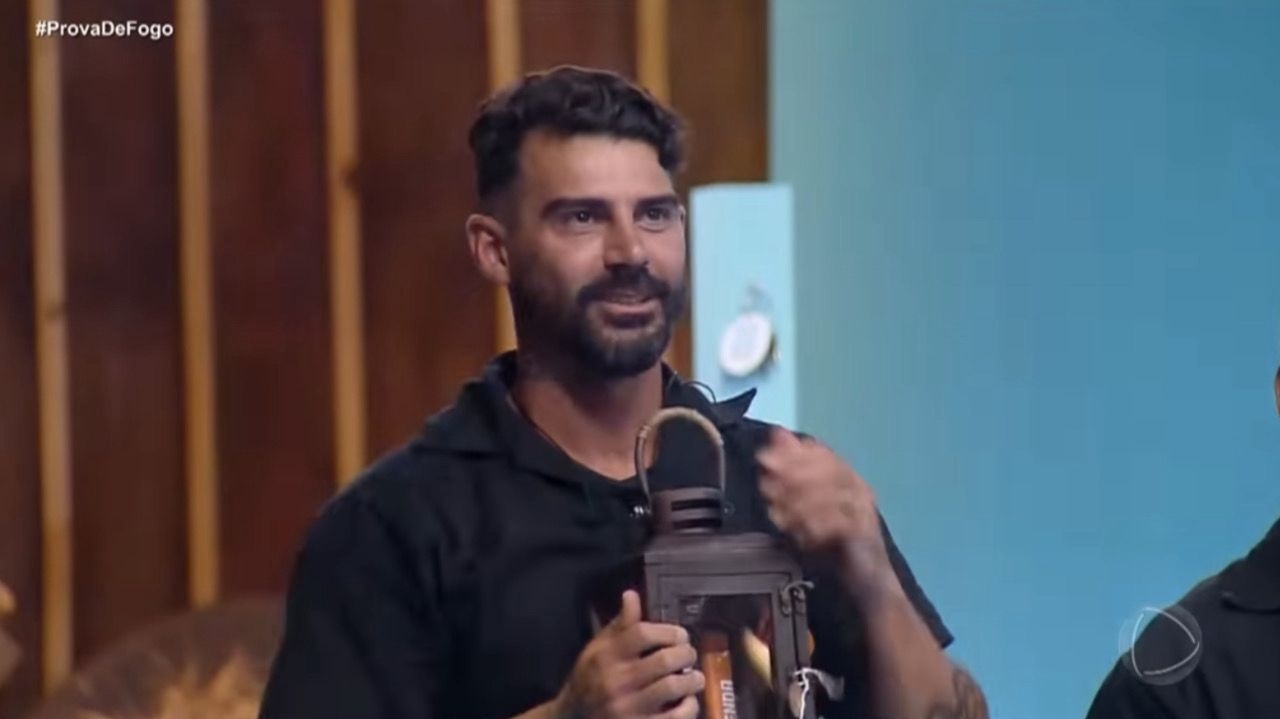 Radamés ganha Prova de Fogo e influenciará em formação de Roça