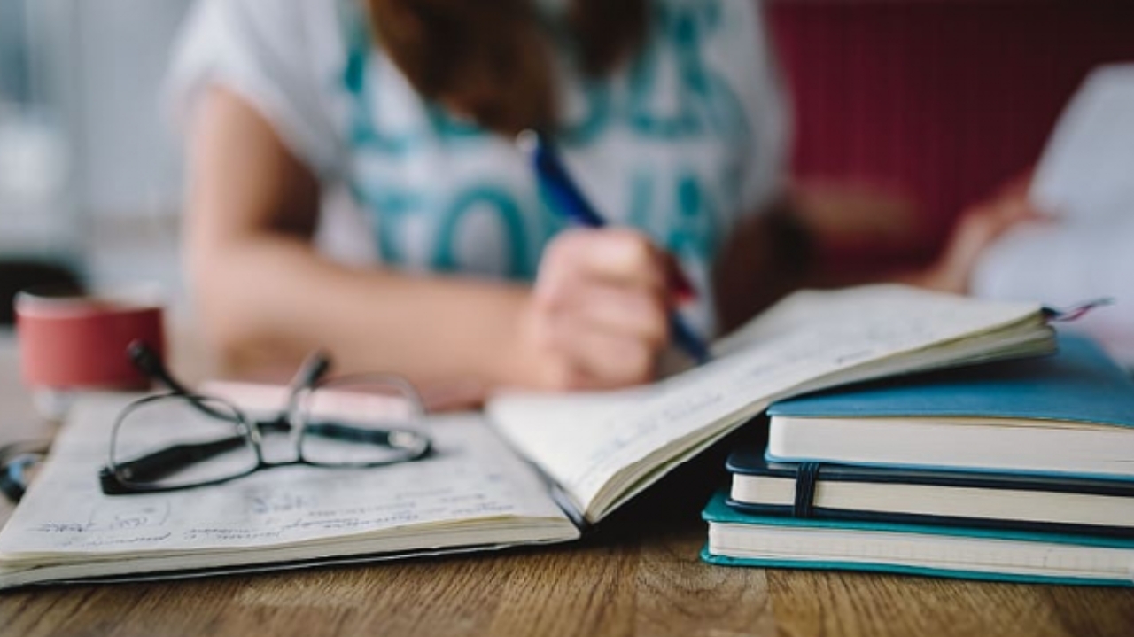 Pisa 2022 revela estabilidade e desafios educacionais do Brasil