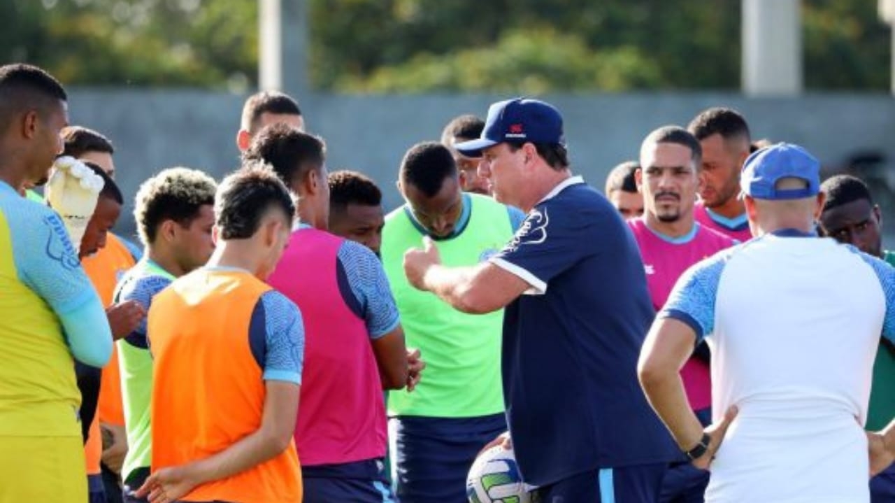 Bahia busca permanência contra o Atlético-MG em confronto decisivo