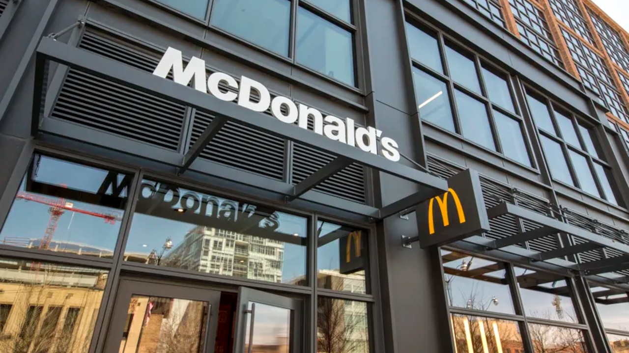 McDonald´s impulsiona expansão global e inovação em IA com 10 mil novas lojas até 2027